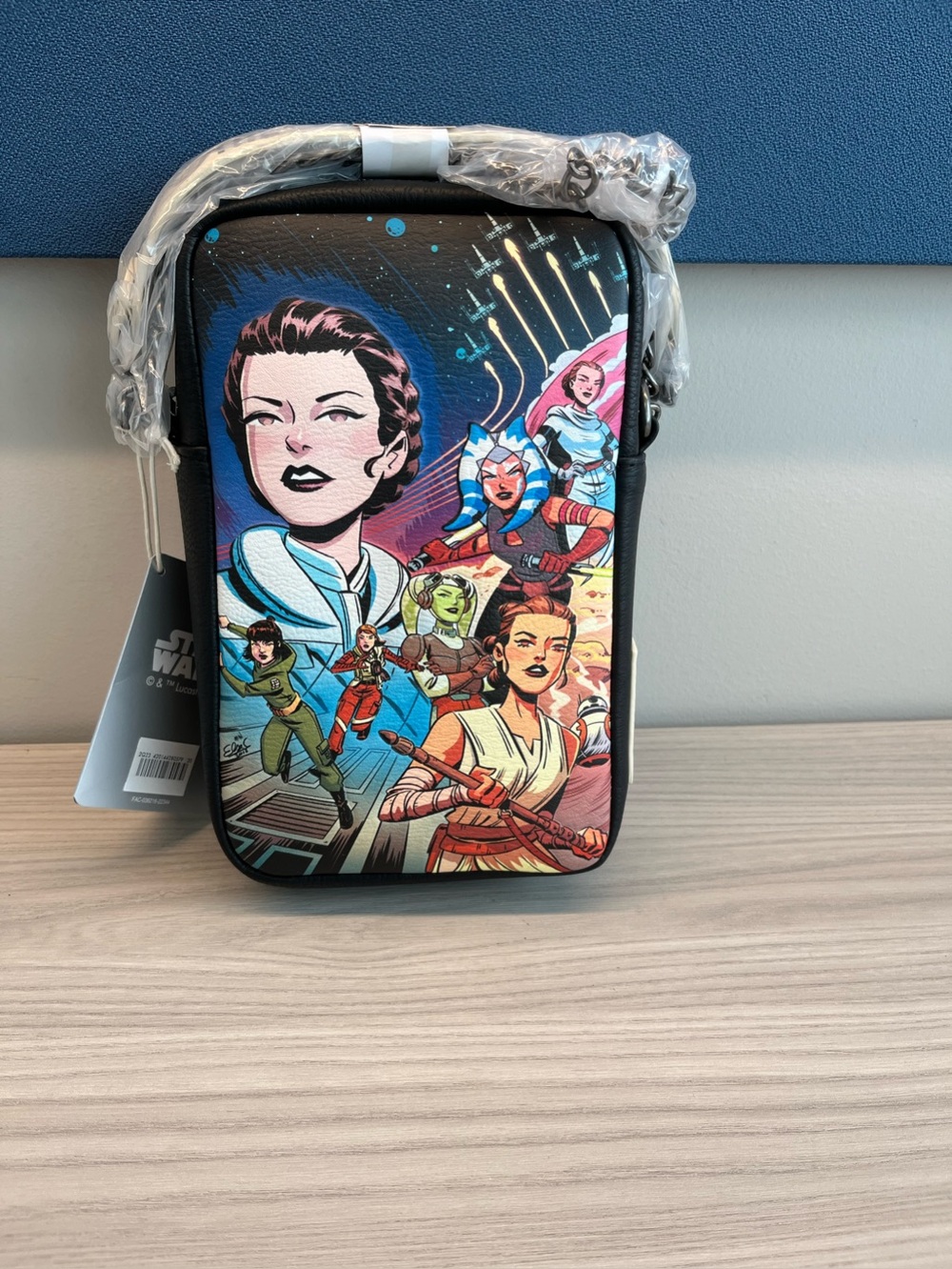 Disney Parks Star Wars Women Of The Galaxy Loungefly Sling Crossbody Bag